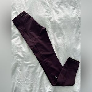 Lululemon dark purple align legging with pockets, size 4